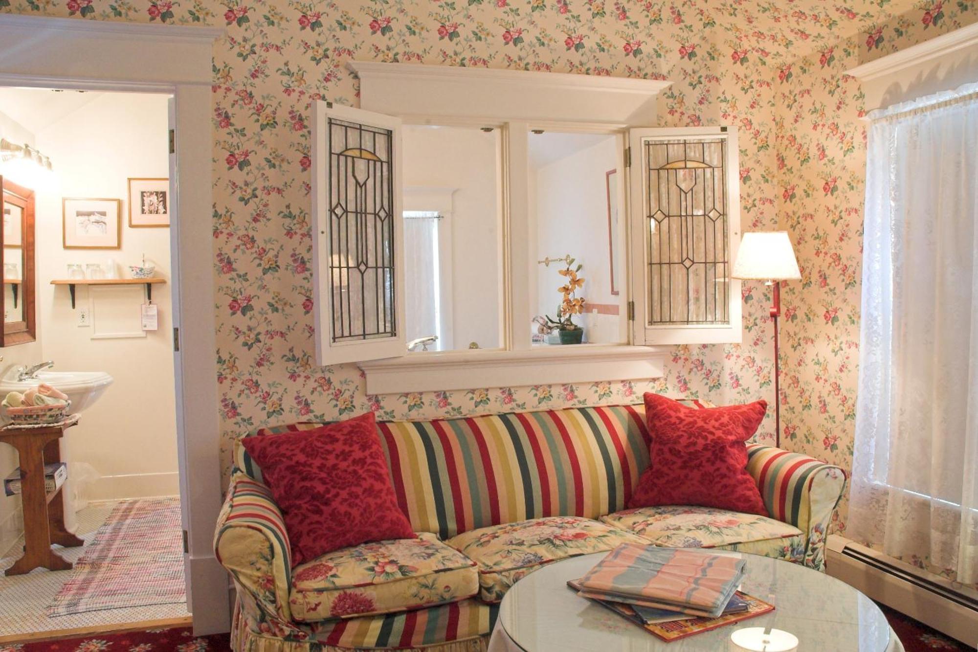 White Lace Inn スタージョンベイ 部屋 写真
