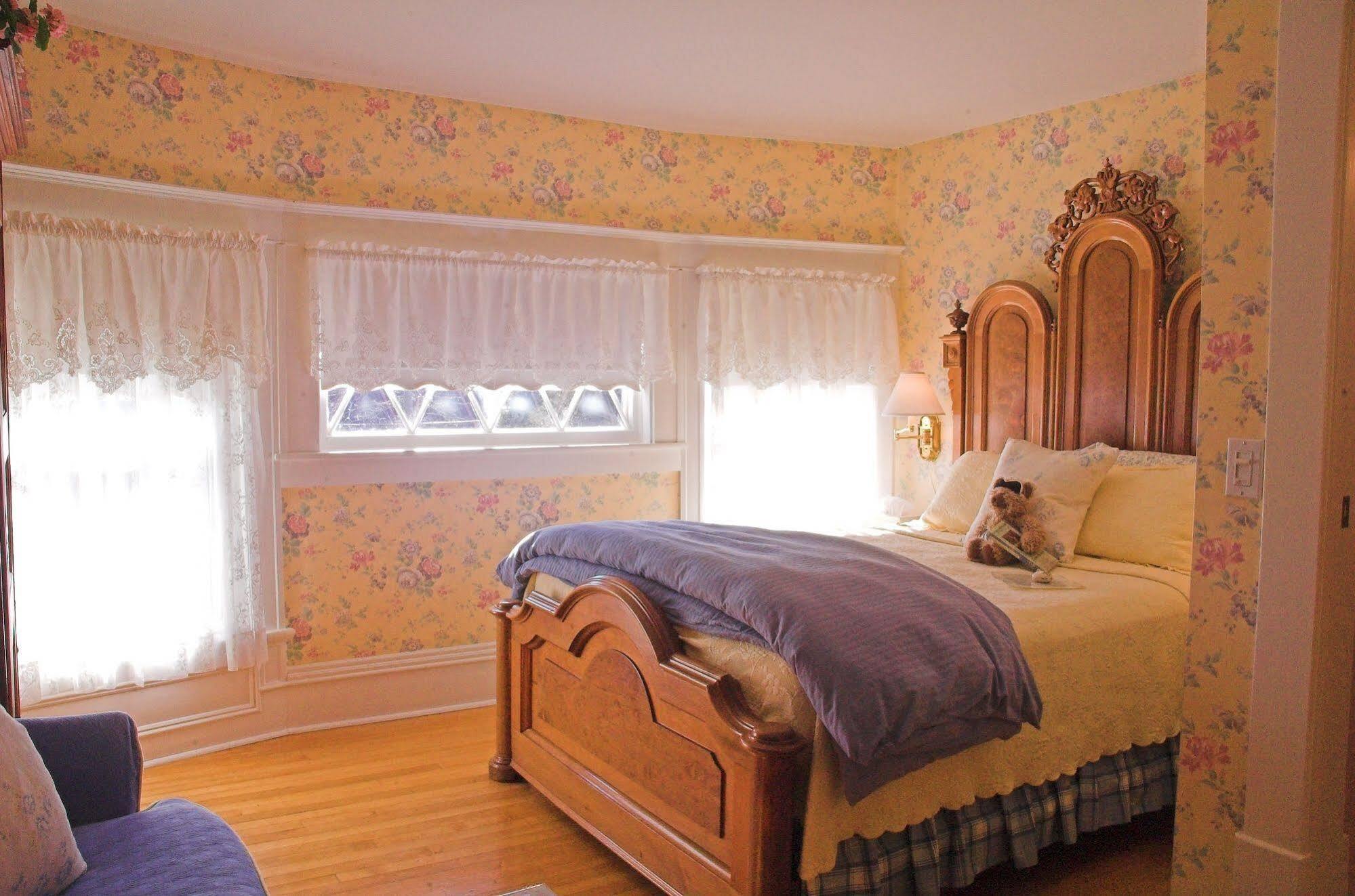 White Lace Inn スタージョンベイ エクステリア 写真