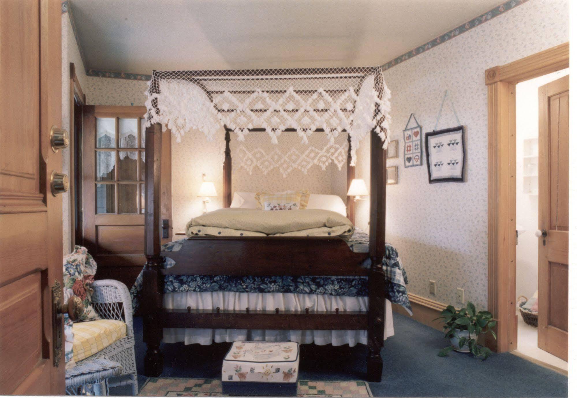 White Lace Inn スタージョンベイ エクステリア 写真
